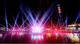 鹰皇科技承建成都网红火锅玛歌庄园户外实景灯光项目