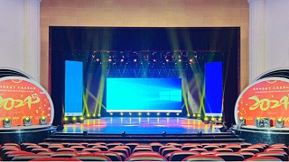 成都大邑县四川电影电视学院演播礼堂舞台灯光音响安装调试工程纪实