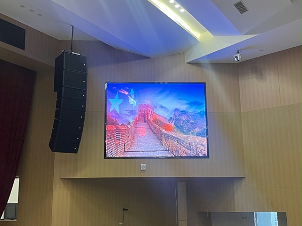 鹰皇科技助力学校报告厅舞台灯光音响工程全面升级