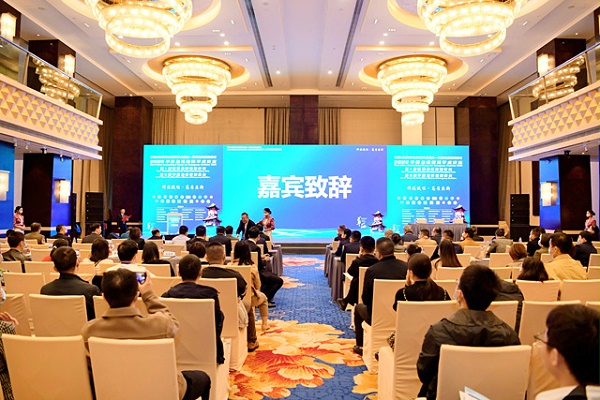 2022华西急诊国际学术论坛召开 成都鹰皇助力活动舞台灯光音响视频服务