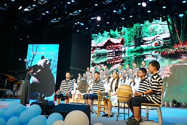 天府第四中学第五届“艺·起SHOW” 鹰皇科技租赁团队助力活动舞台灯光音响视频服务