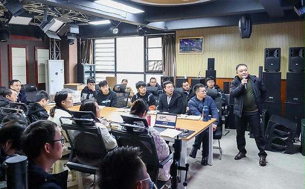 成都鹰皇科技2022年度总结大会