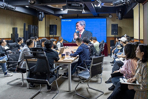 奋力迎战2022“最后的冲刺”成都鹰皇召开全体动员大会