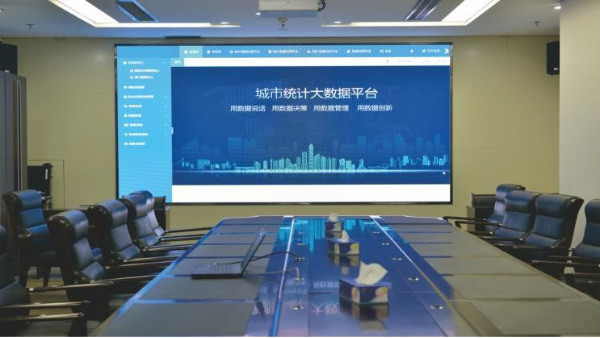 奇迹！鹰皇21小时完成72小时工作量的LED显示屏安装调试